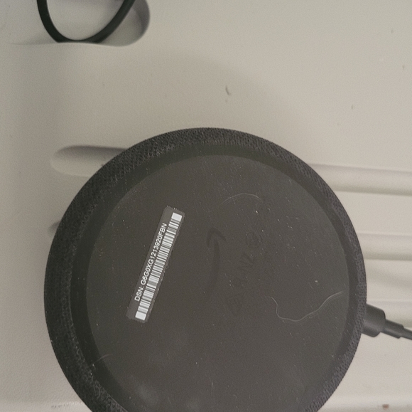 Alexa echo dot 3rd gen - Picture 3 of 3